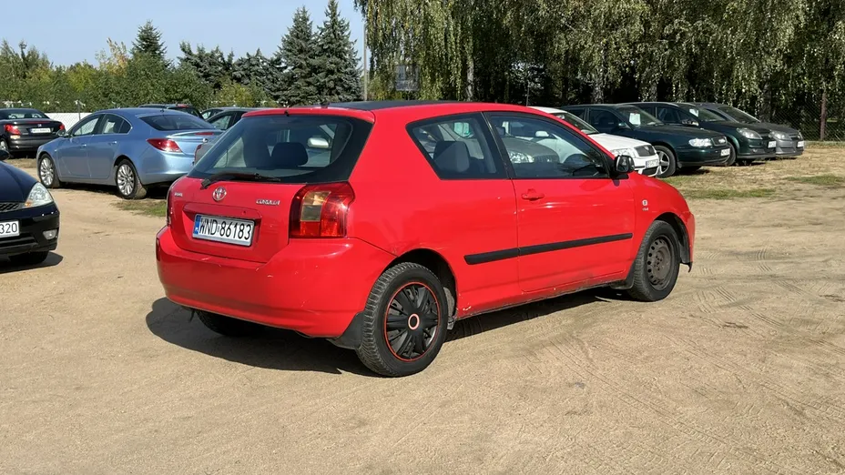 TOYOTA Corolla -