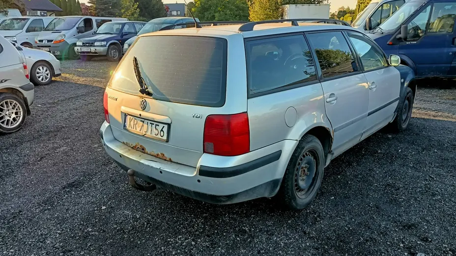 VOLKSWAGEN Passat -