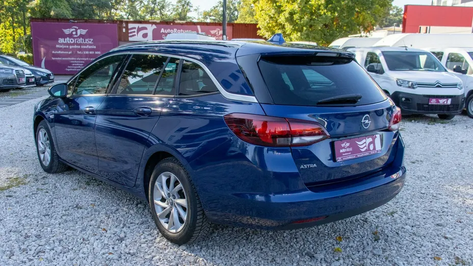 OPEL Astra -