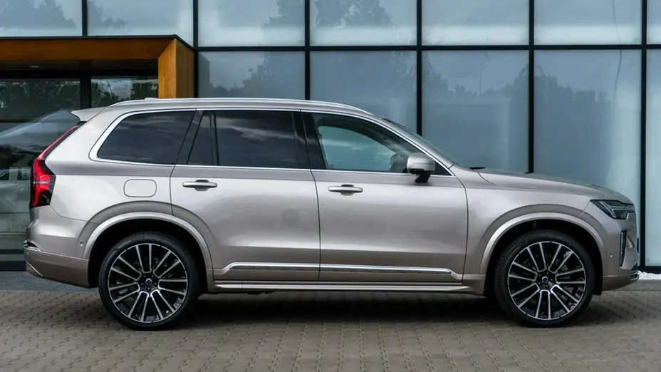 VOLVO XC90 -