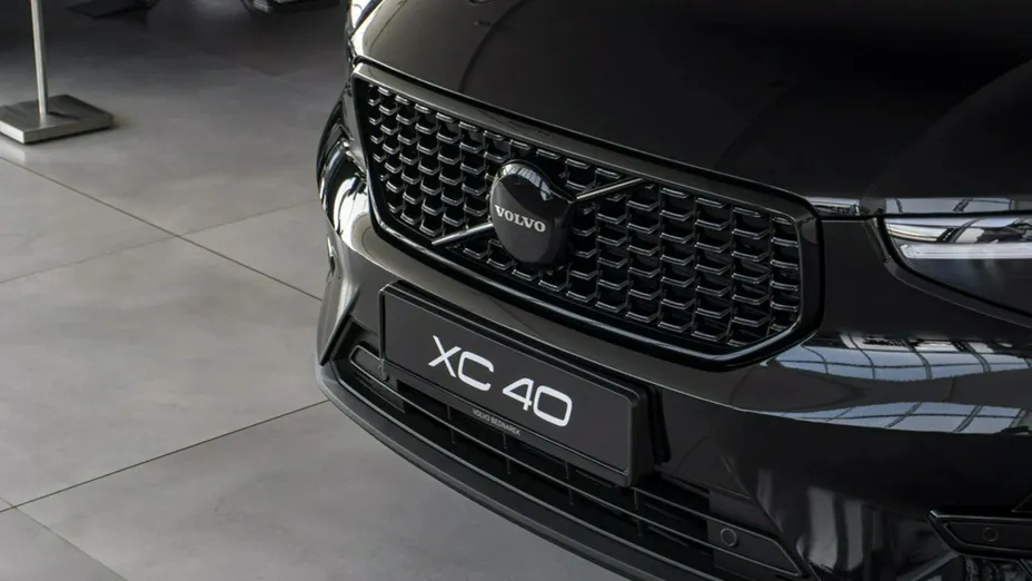 VOLVO XC40 -