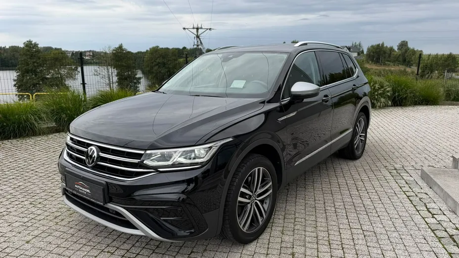 VOLKSWAGEN Tiguan Allspace -