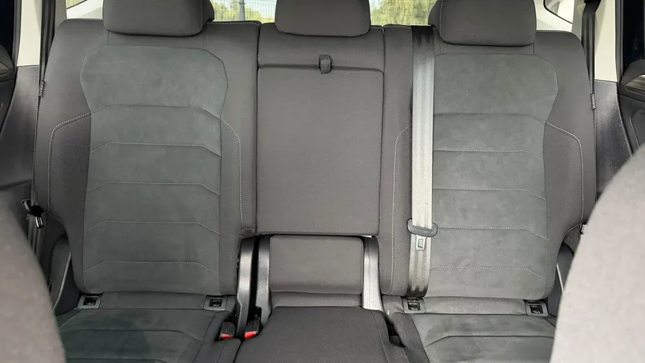 VOLKSWAGEN Tiguan Allspace -