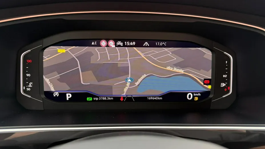 VOLKSWAGEN Tiguan Allspace -