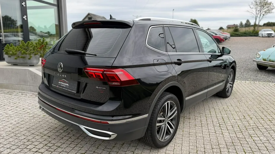 VOLKSWAGEN Tiguan Allspace -