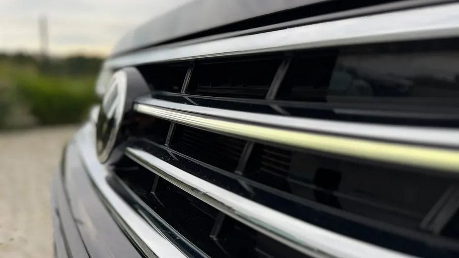 VOLKSWAGEN Tiguan Allspace -