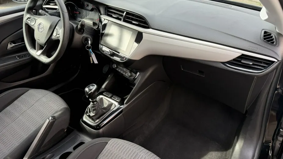 OPEL Corsa -