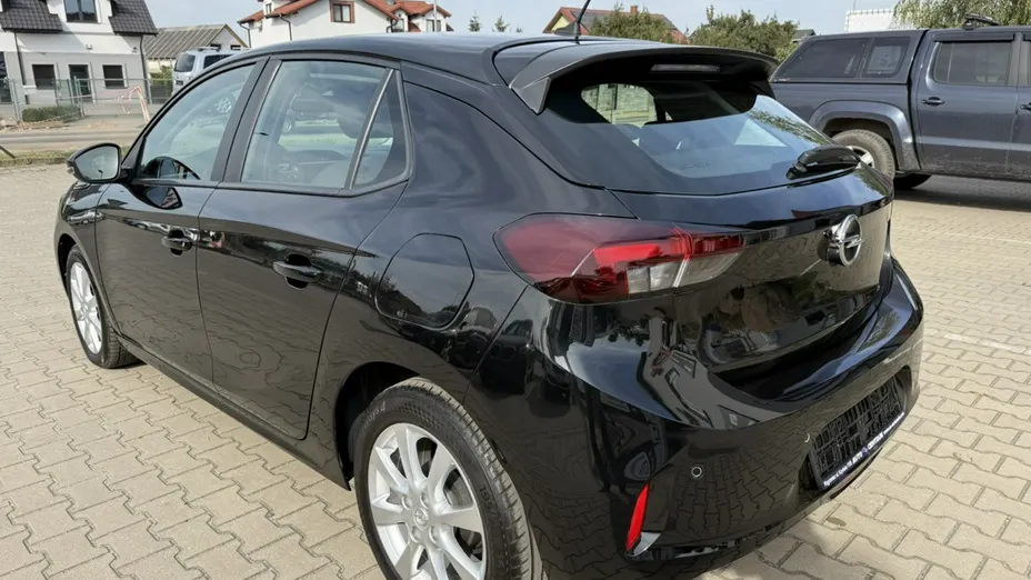 OPEL Corsa -
