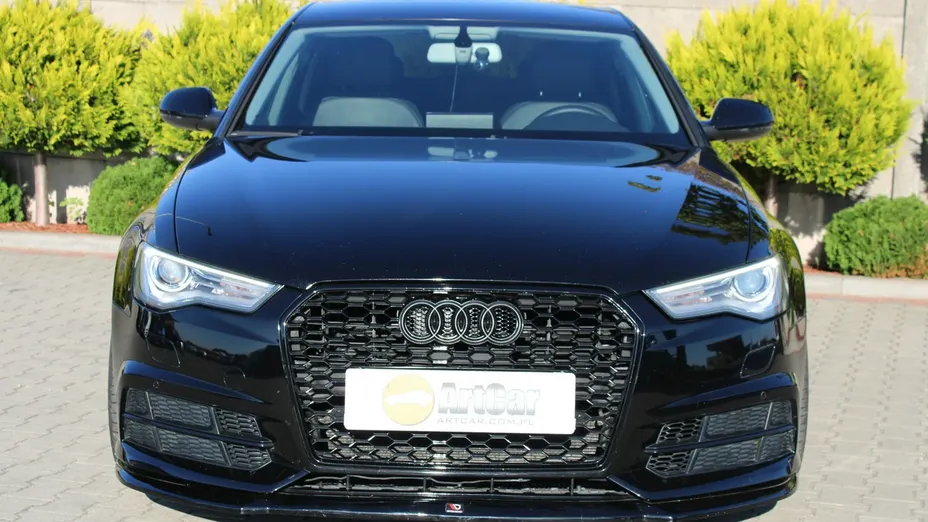 AUDI A6 -