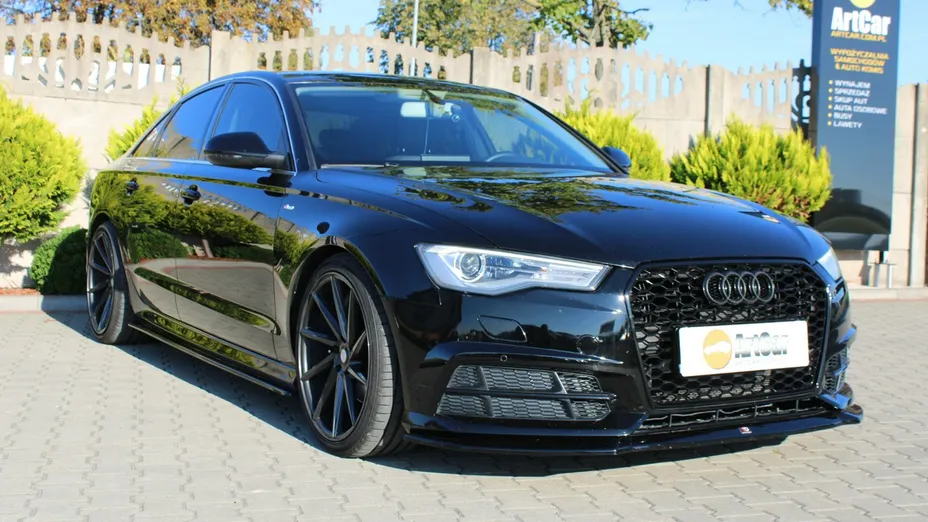 AUDI A6 -