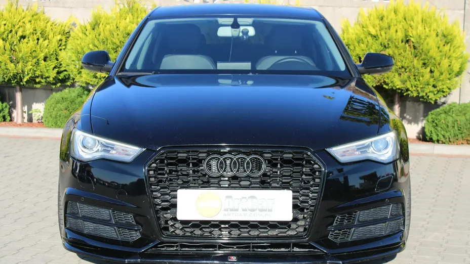 AUDI A6 -