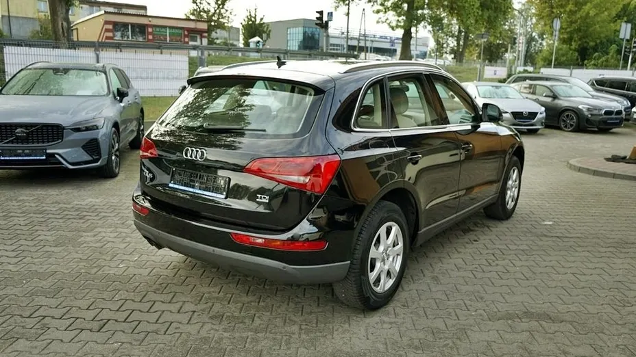 AUDI Q5 -