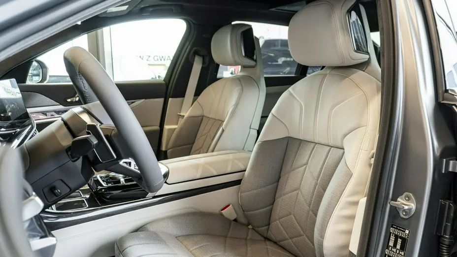 BMW Seria 7 -