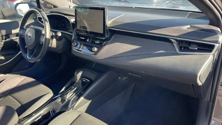 TOYOTA Corolla -