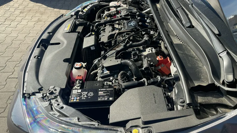 TOYOTA Corolla -