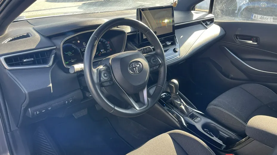 TOYOTA Corolla -