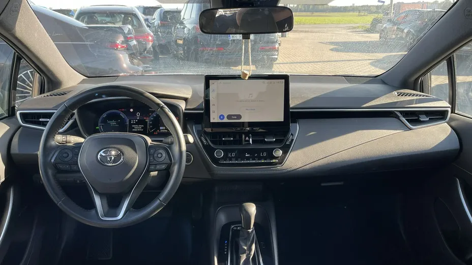 TOYOTA Corolla -