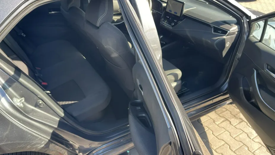 TOYOTA Corolla -