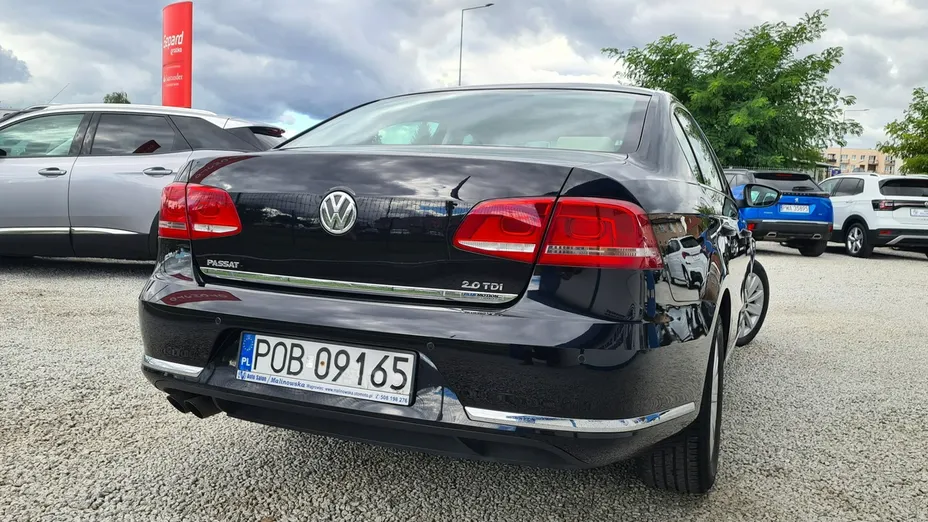 VOLKSWAGEN Passat -
