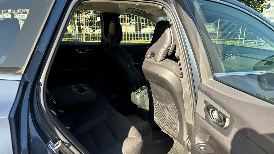 VOLVO XC60 -