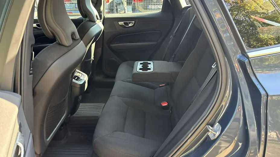 VOLVO XC60 -