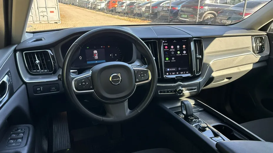 VOLVO XC60 -