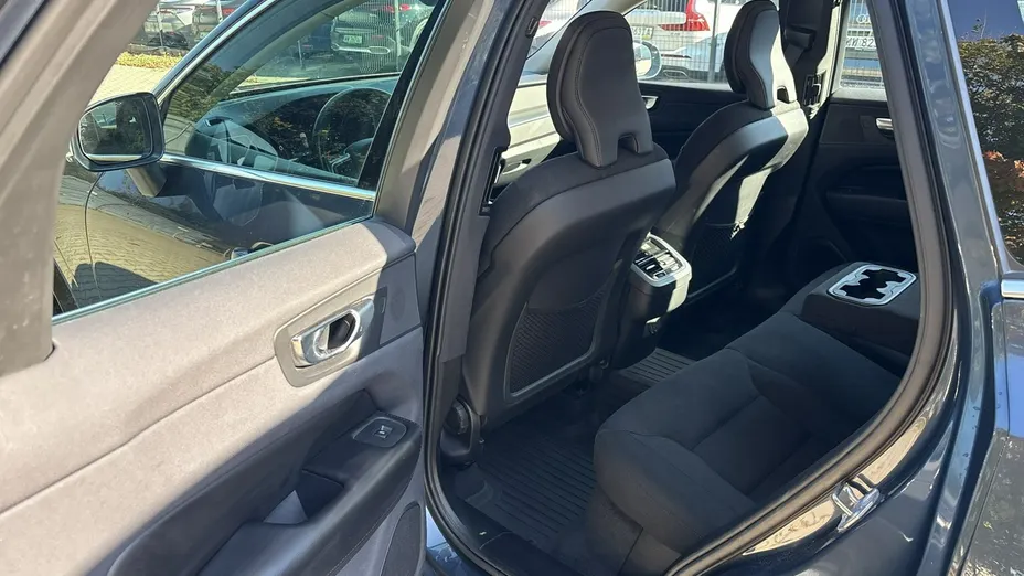 VOLVO XC60 -