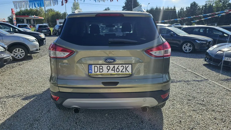 FORD Kuga -