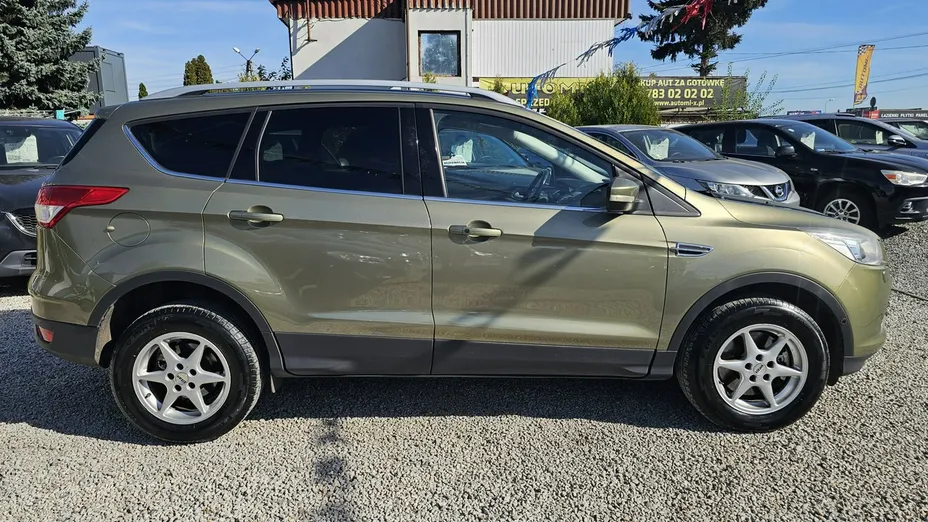 FORD Kuga -