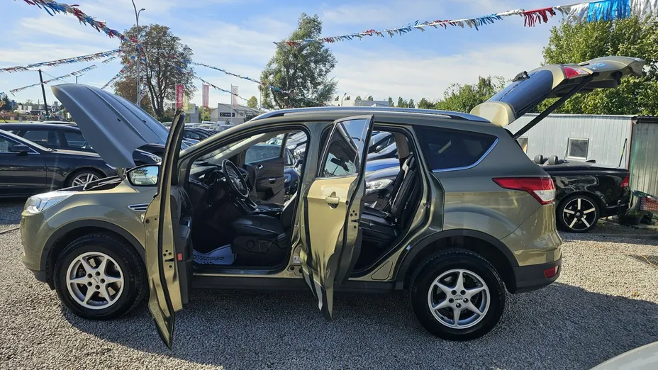 FORD Kuga -
