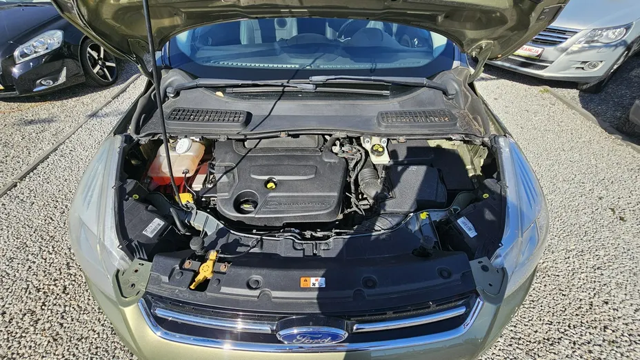 FORD Kuga -