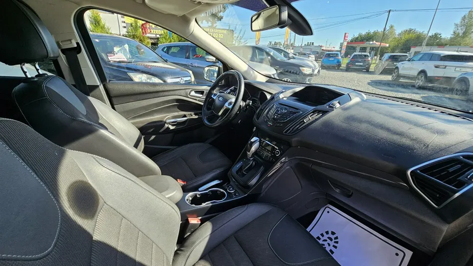 FORD Kuga -