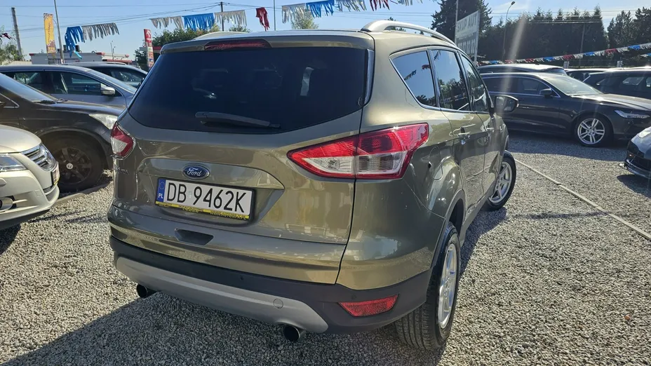 FORD Kuga -