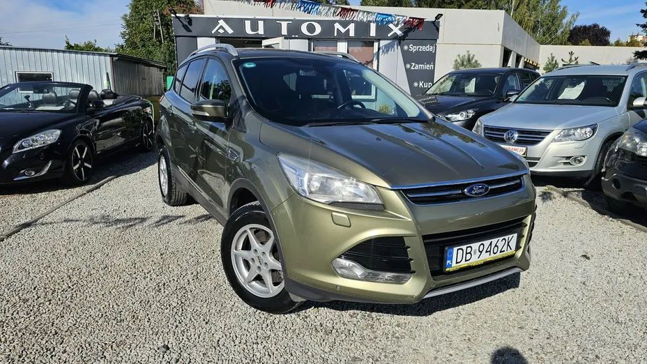 FORD Kuga -