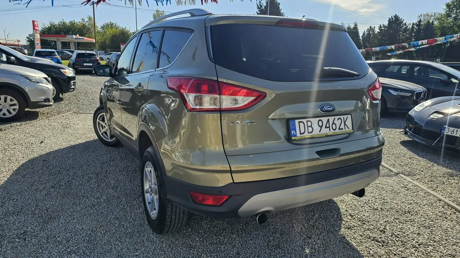 FORD Kuga -