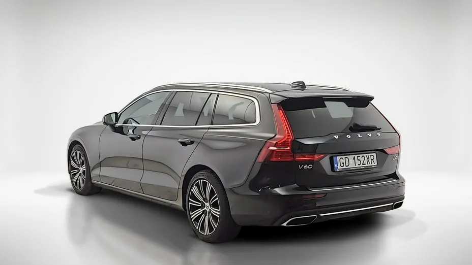 VOLVO V60 -