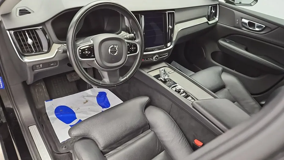 VOLVO V60 -