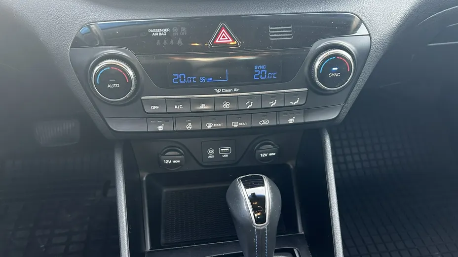 HYUNDAI Tucson -