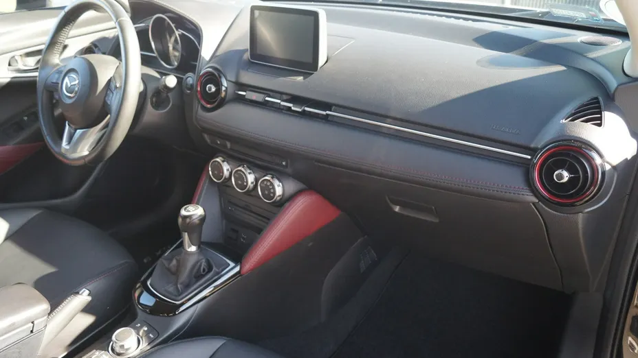 MAZDA CX-3 -