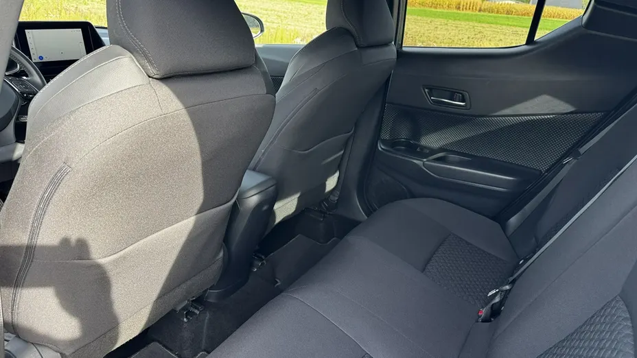 TOYOTA C-HR -