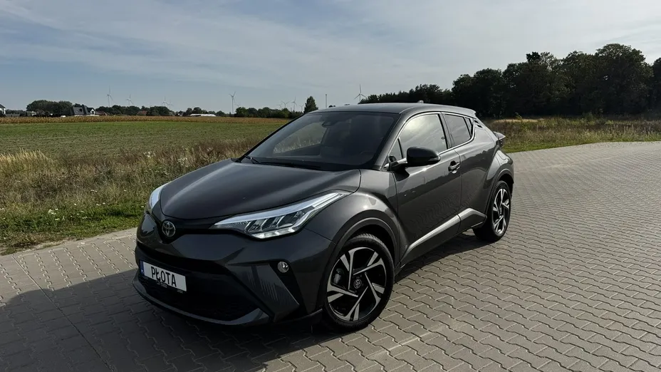TOYOTA C-HR -