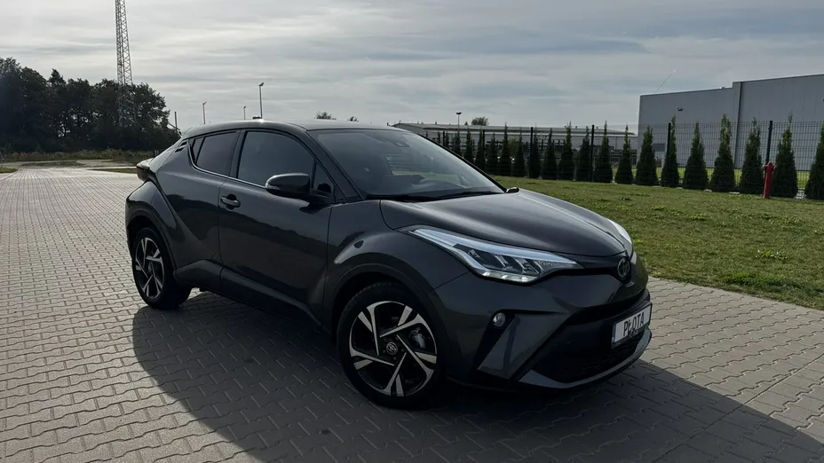 TOYOTA C-HR -