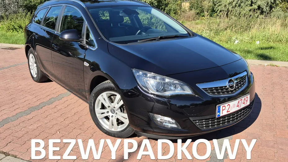 OPEL Astra -