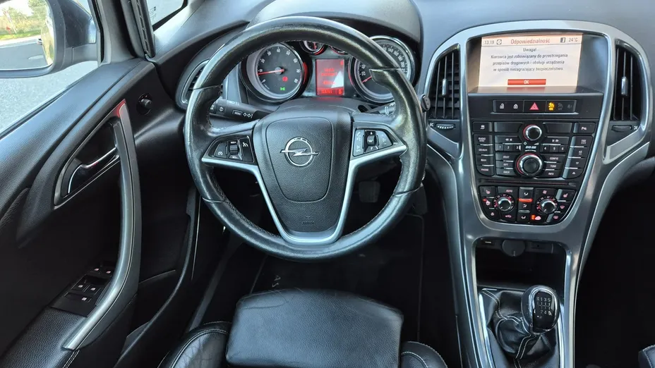 OPEL Astra -