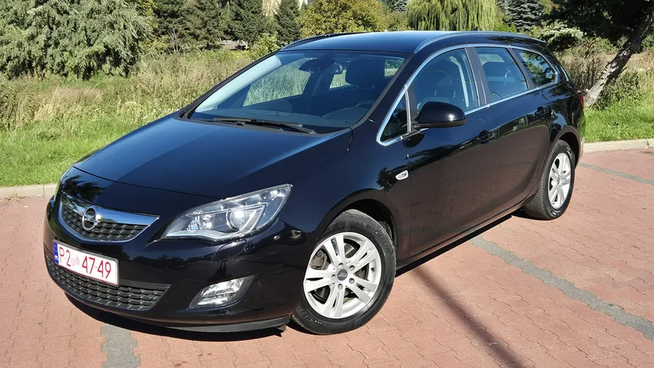 OPEL Astra -