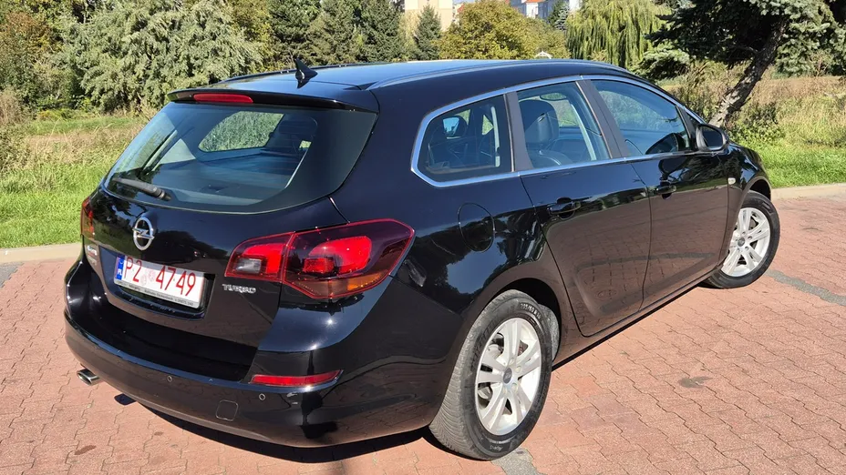 OPEL Astra -