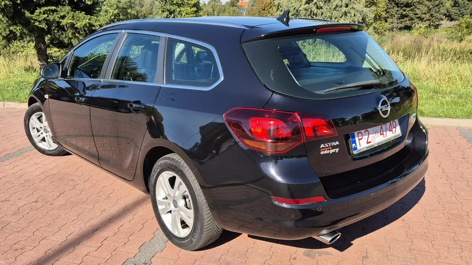 OPEL Astra -