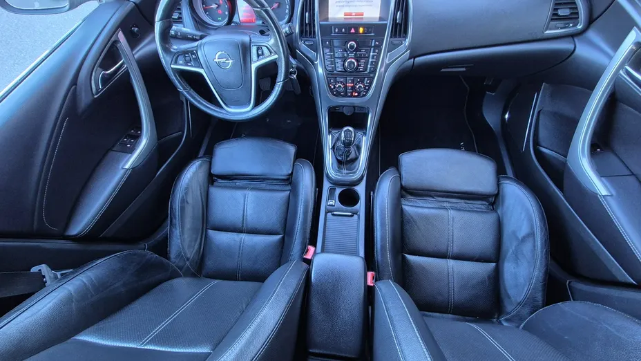 OPEL Astra -
