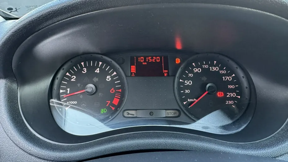 RENAULT Clio -