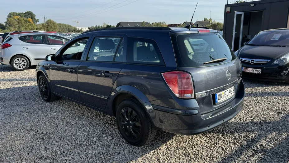 OPEL Astra -